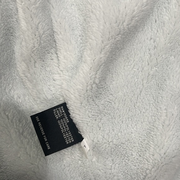 COPY - New balance jacket off white size M New with tags - Picture 4 of 6